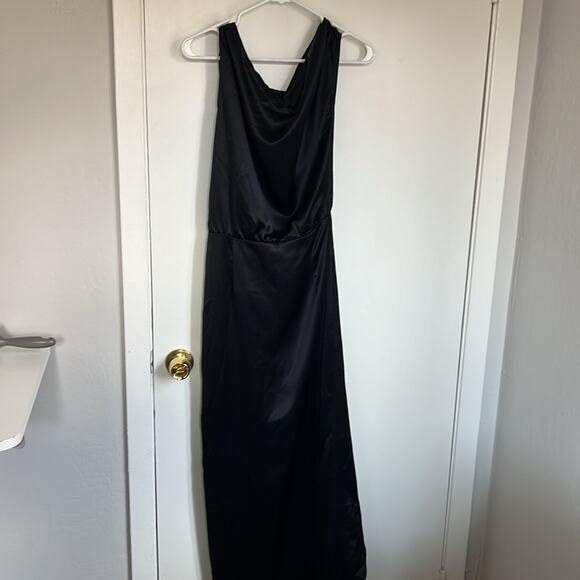 Nonchalant Dinah Draped Satin One Shoulder Dress Size Small NWT Solid Black - Picture 5 of 5